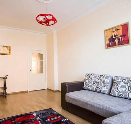 Good On Nezavisimosti 46 Apartment